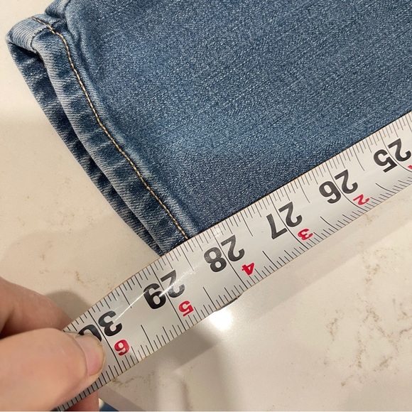 Women’s Levi’s 311 Shaping Skinny Jeans. Size 30x30 - Picture 10 of 11